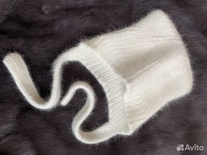 Шапка из ангоры вязаная для девочки/девушки