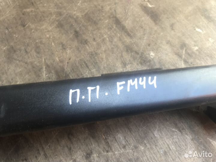 Патрубок воздуховода правый Ford Mondeo 2 Форд