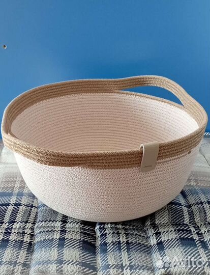 Корзина с ручками