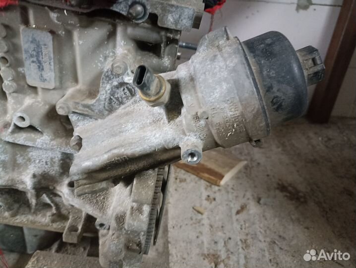 Корпус масляного фильтра Peugeot 408, citroen C