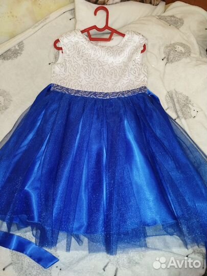 Платья праздничные 128-130