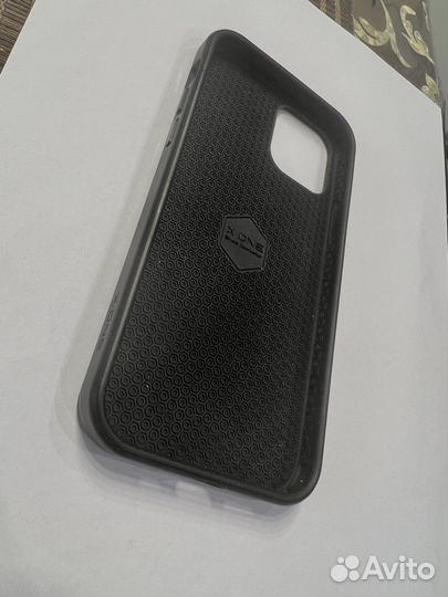 Чехол на iPhone 13 pro