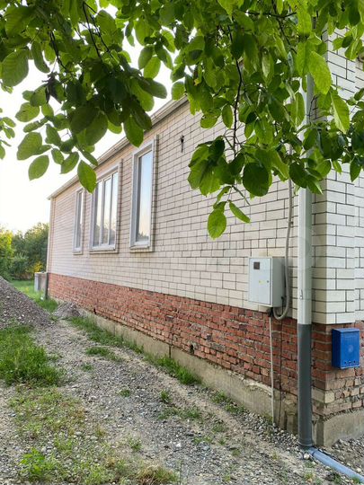 Дом 165 м² на участке 8 сот.