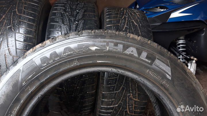 Stunner Winter 201 ST 235/55 R17 99R
