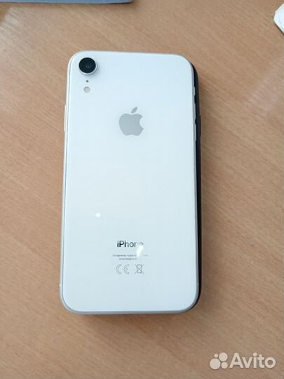 iPhone xr 64gb белый