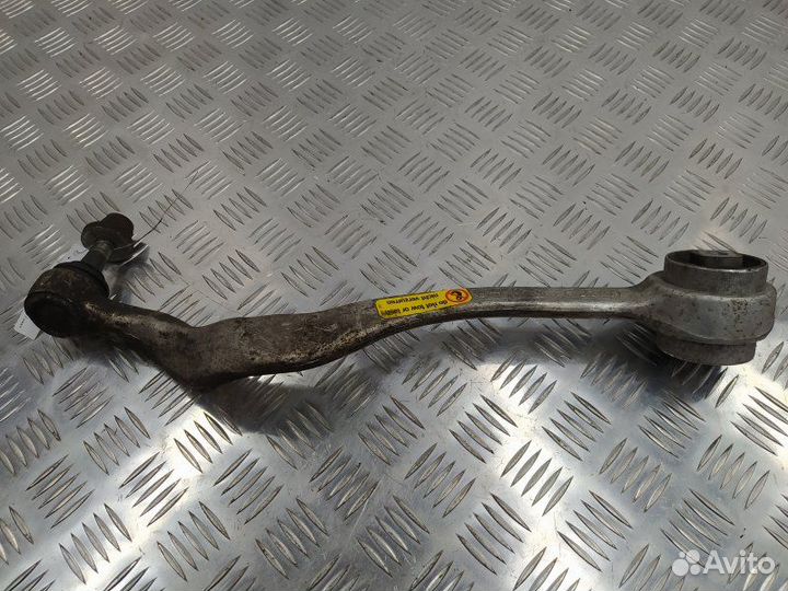 Рычаг передний