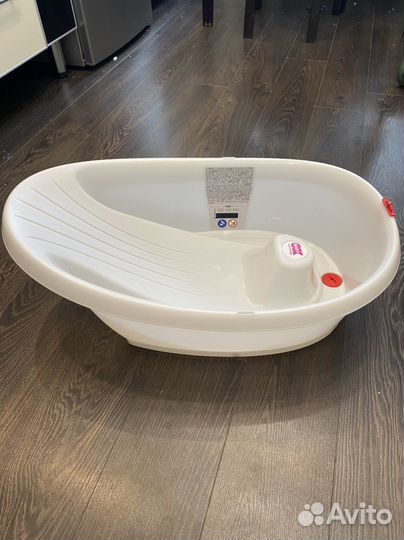 Ванночка для купания с горкой