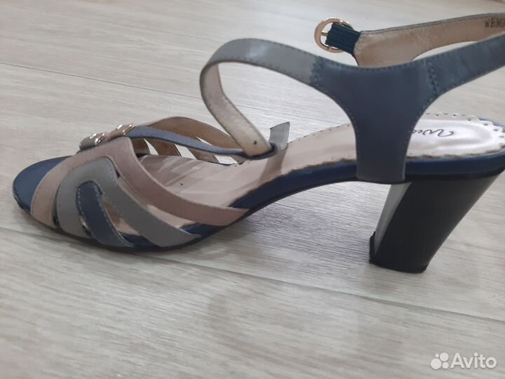 Босоножки женские 36 размер
