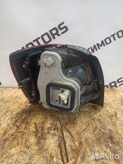 Фонарь задний правый VW Polo 5