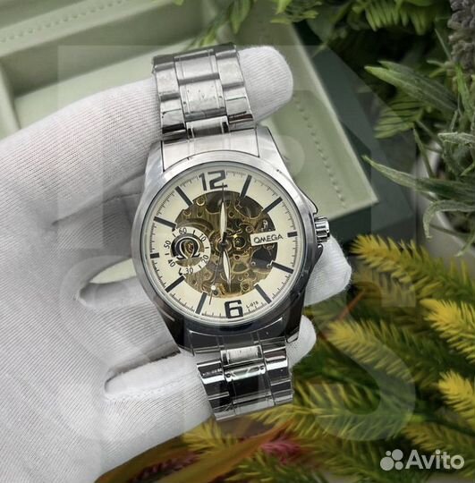 Часы Omega