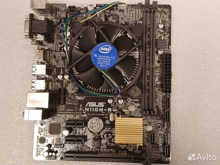 Материнская плата с процессором