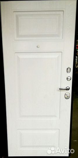 Входная дверь Порта Альберо