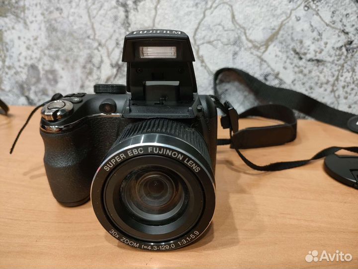Fujifilm FinePix s4000