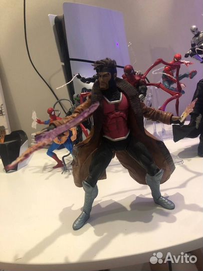 Gambit Marvel Select фигурка