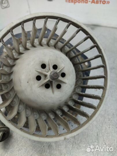 Моторчик отопителя Daewoo Nexia седан 1.5 Л 2008