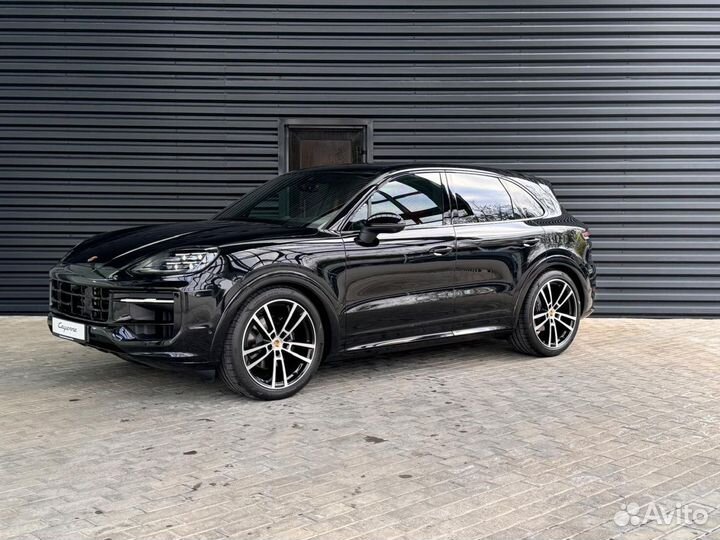 Porsche Cayenne 3.0 AT, 2024