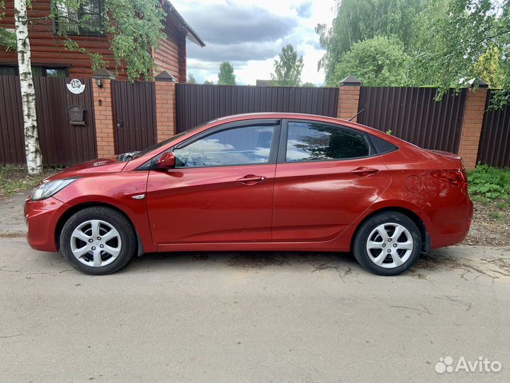 Hyundai Solaris 1.6 AT, 2011, 189 000 км