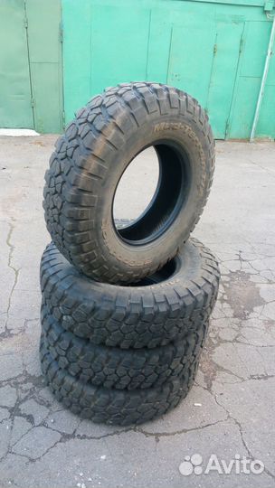 Bfgoodrich Mud-Terrain T/A KM2 235/85 R16