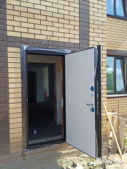 Входная дверь с терморазрывом теплая