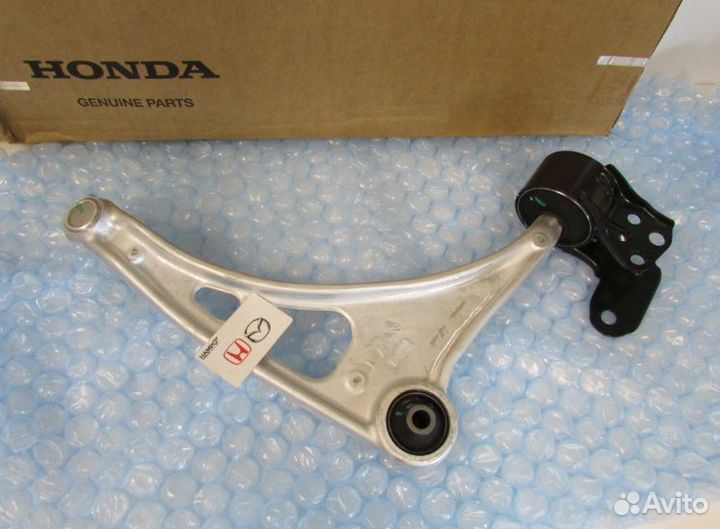 Рычаг передний правый нижний Acura MDX 14-17