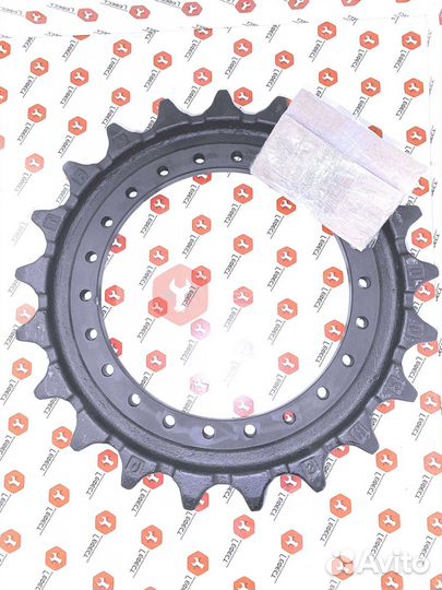 Звездочка Hyundai HX480L 81QB-10011