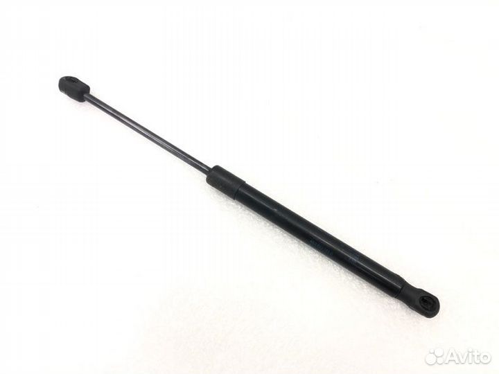 Амортизатор капота Audi A8 D3 BVJ 2008