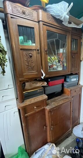Антикварный буфет