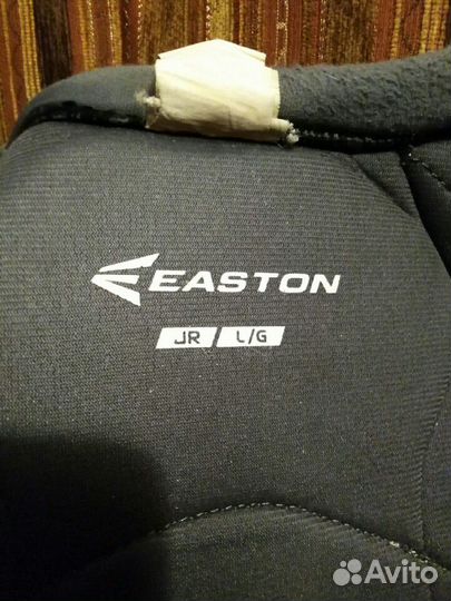 Хоккейный нагрудник