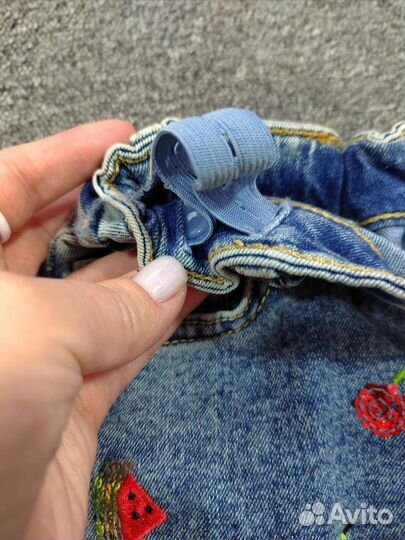 Джинсовые шорты р. 140