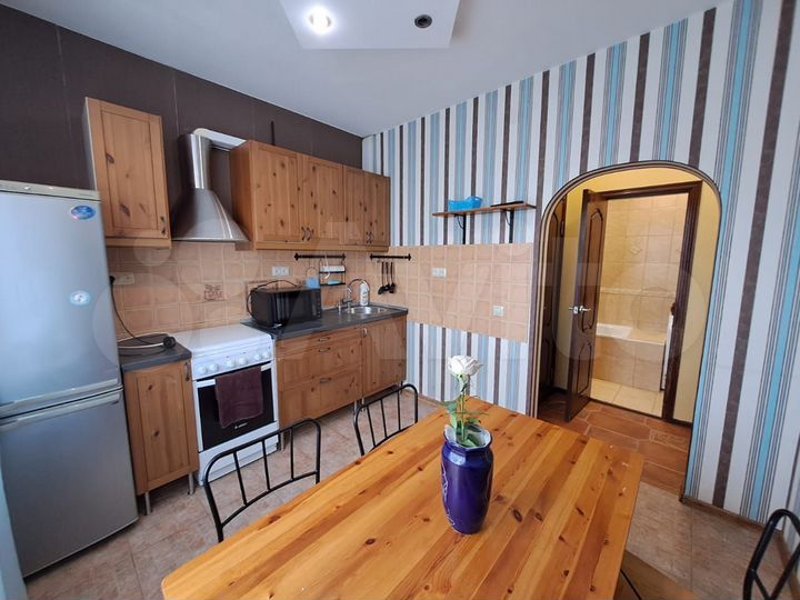 2-к. квартира, 60 м², 8/10 эт.