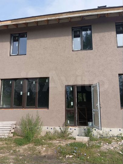 Таунхаус 120 м² на участке 4 сот.