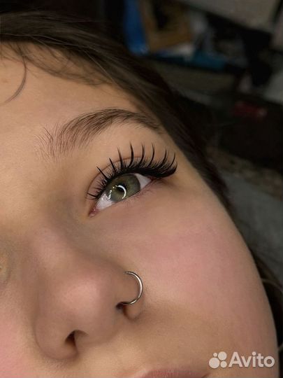 Наращивание ресниц быстро и качественно