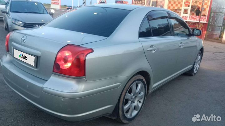 Toyota Avensis 1.8 AT, 2006, 252 200 км