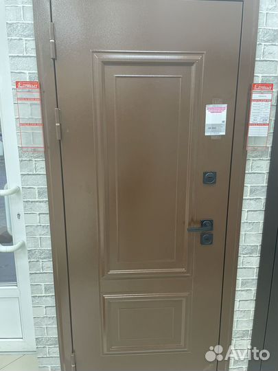 Дверь входная металлическая новая с терморазрывом