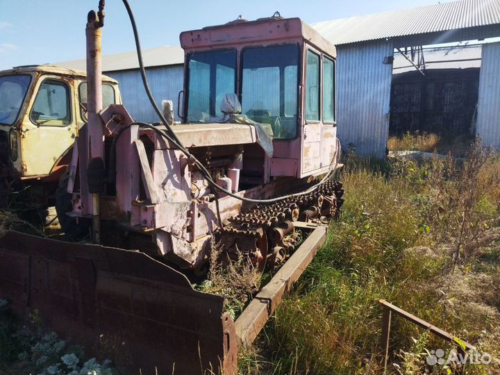 Трактор, 1990