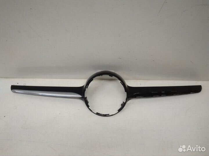 Накладка решетки радиатора Mercedes-Benz Cla W117