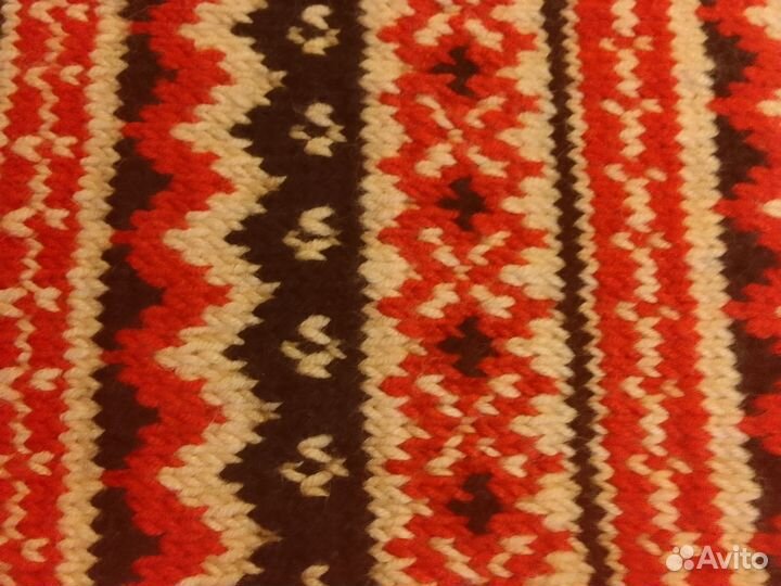 Жилет детский ручной вязки