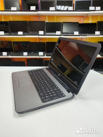 Hp 15.6 intel Core i3-4003 Nvidia 820m ssd 256gb