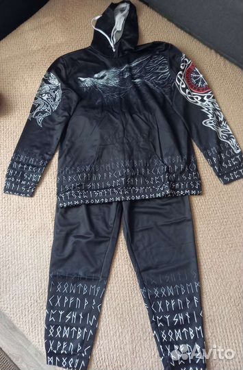 Спортивный костюм