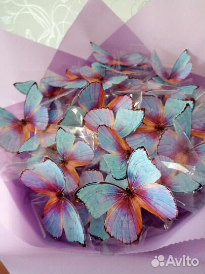 Светящийся букет из бабочек