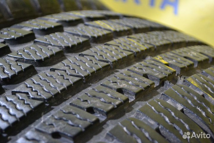 Kumho WinterCraft KW27 225/55 R17