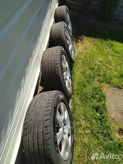 Комплект летних колес на дисках 215*60*r16