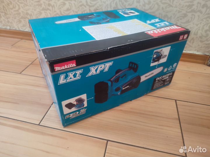 Аккумуляторная цепная пила Makita LXT DUC302RF2