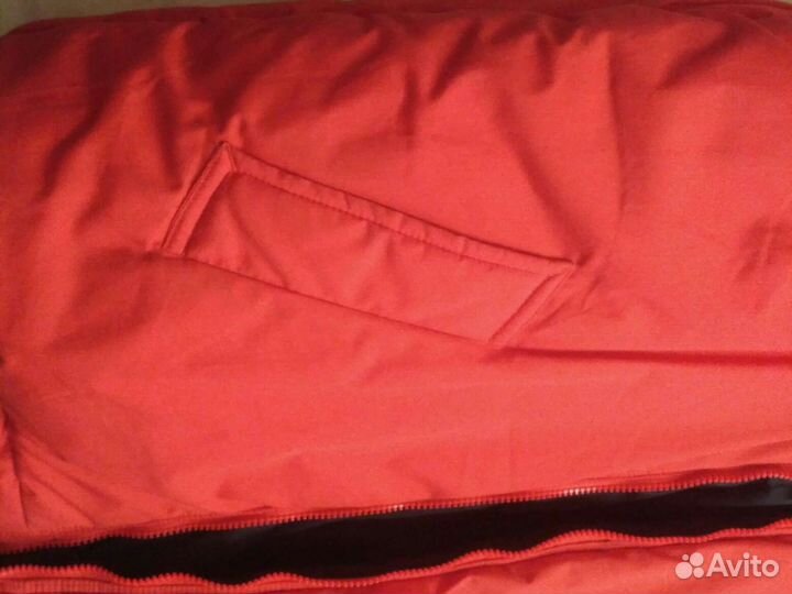 Жилетка безрукавка