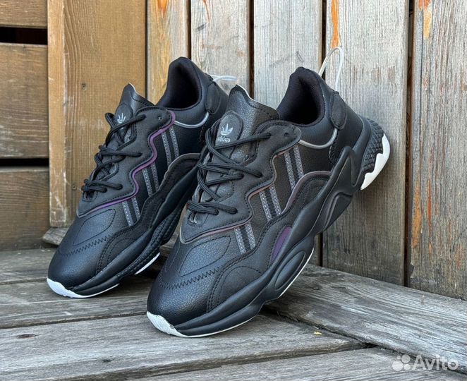 Кроссовки Adidas Ozweego