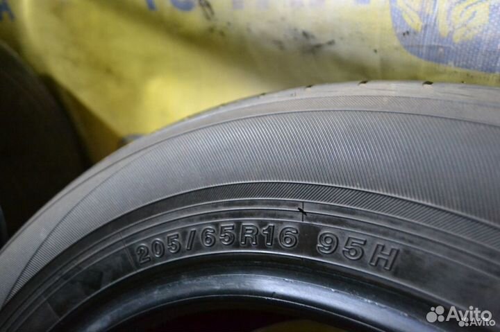 Yokohama BluEarth AE01 205/65 R16