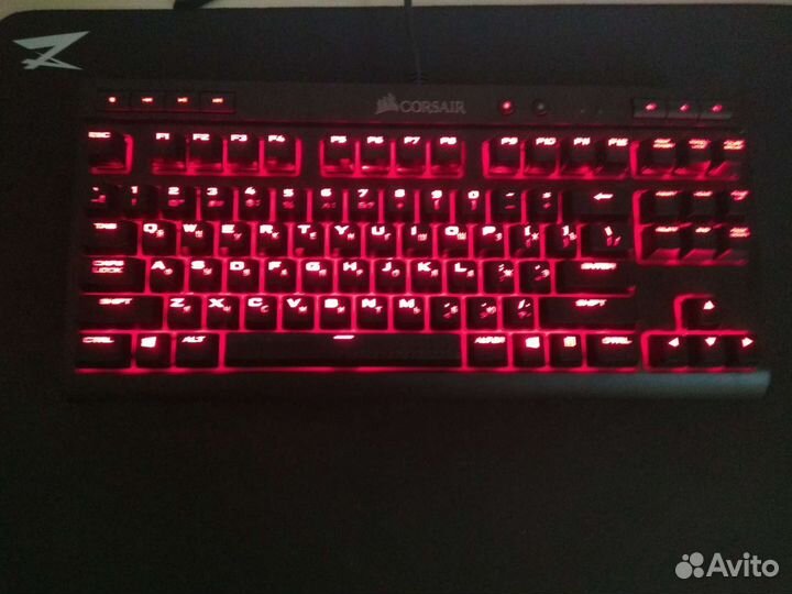 Игровая механическая клавиатура corsair k63