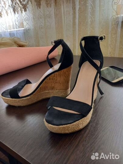Босоножки женские 36 размер черные