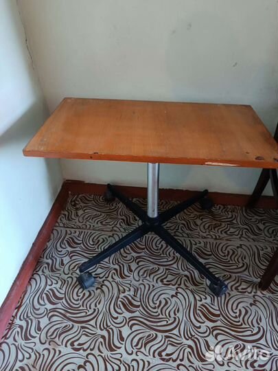 Столик под телевизор бу