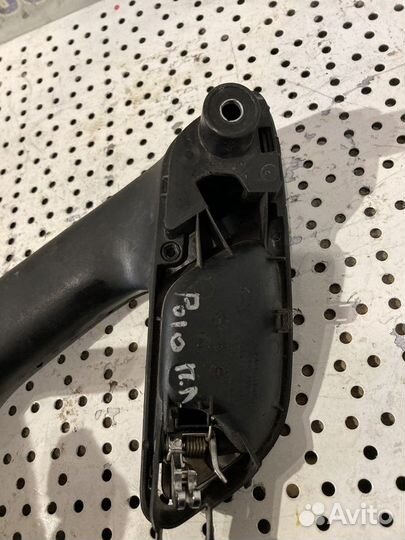 Ручка двери Volkswagen Polo Sedan